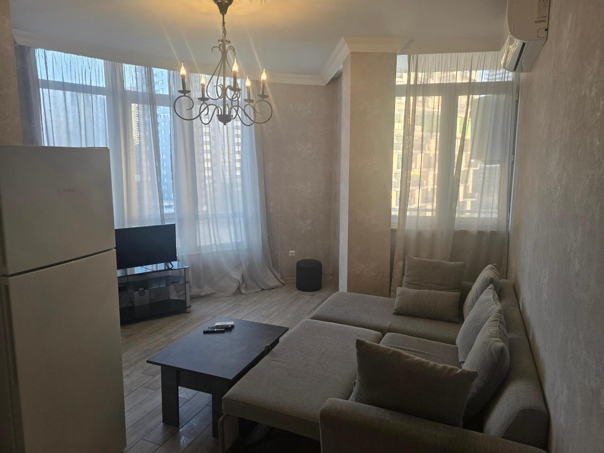 Apartment Roin Батуми Экстерьер фото